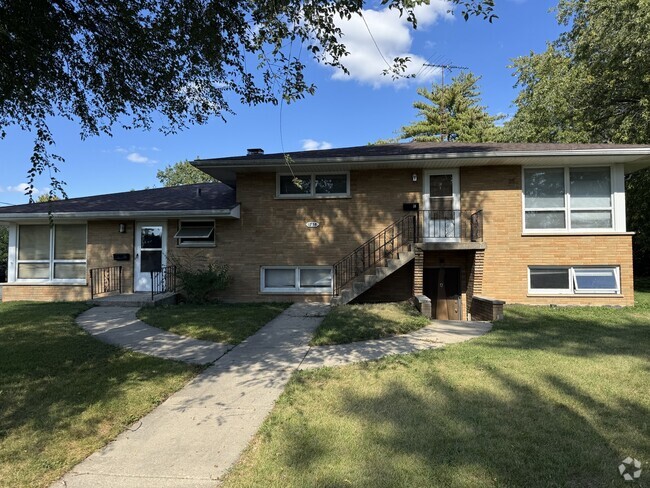 Building Photo - 1735 Greene Ct Unit C Rental