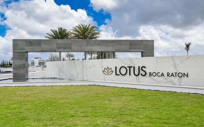 Building Photo - 8227 Oceanus Dr