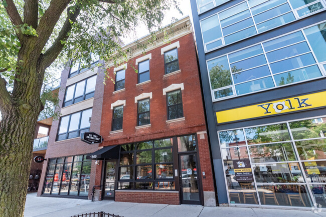 Building Photo - 1809 W Division St Unit 2 Rental