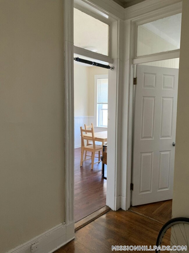 Photo - 883 Huntington Ave Unidad 11