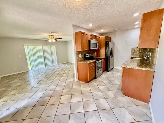 Photo - 3741 NW 84th Ave