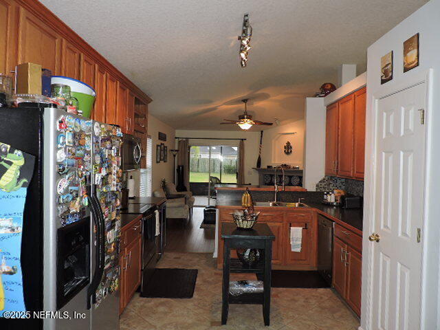 Photo - 1701 Covington Ln