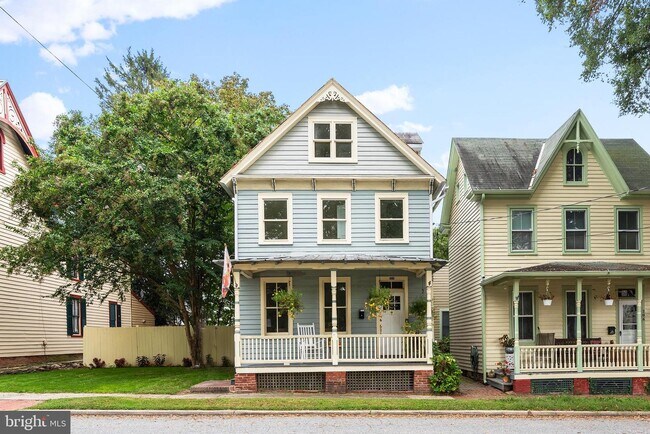 Photo - 204 N Mill St