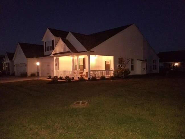 Photo - 164 Broadmoore Blvd