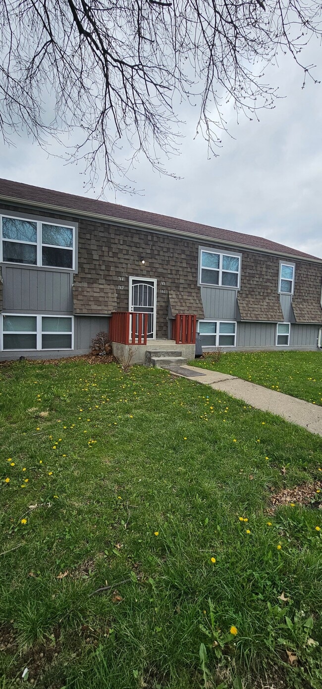 Photo - 744 N 70th St Unit 744 N 70th St, Kansas Cit