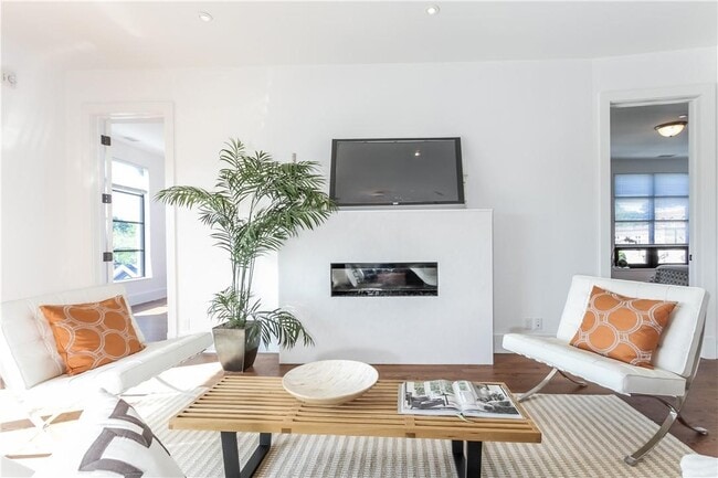 Photo - 108 Mamaroneck Ave Apartment Unit 202