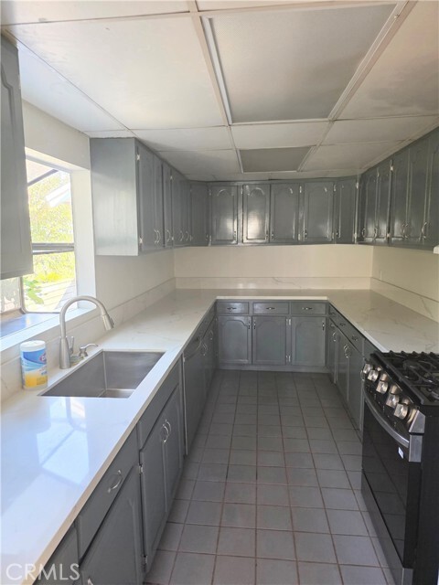 Photo - 4220 Duquesne Ave