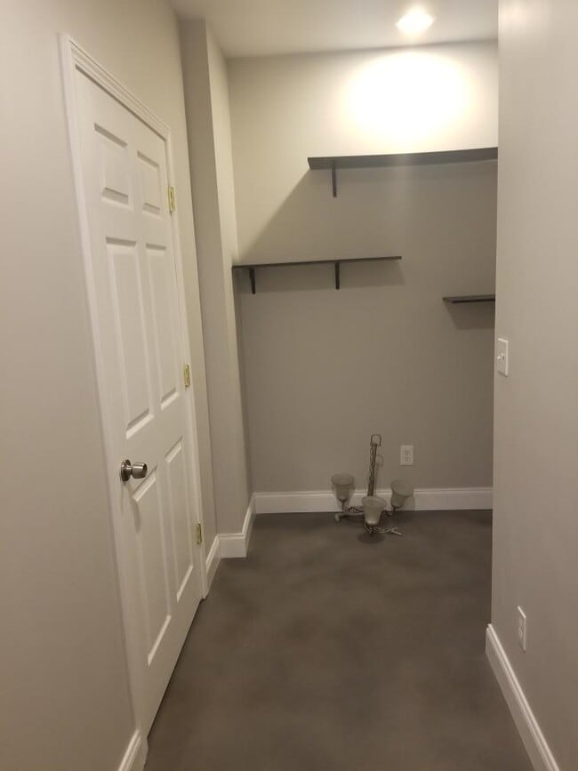 2661 Glenrose Hl Unidad Room 1
