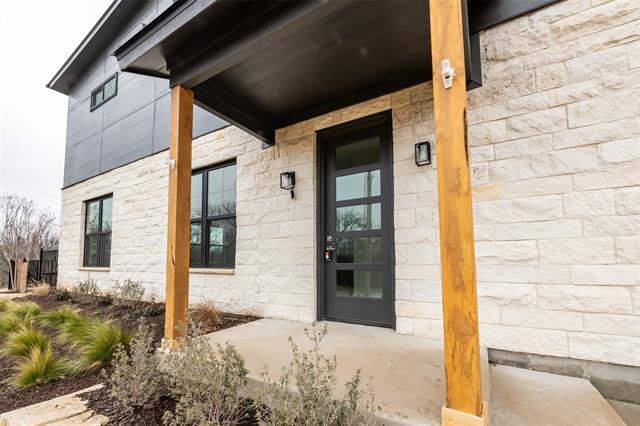 Photo - 110 Clark Ln