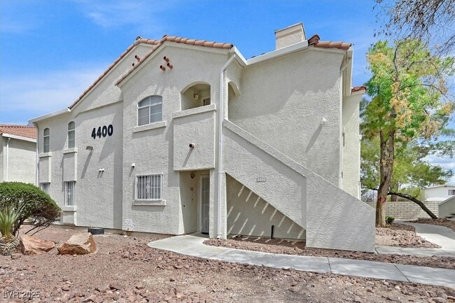 Photo - 4400 W Lake Mead Blvd House