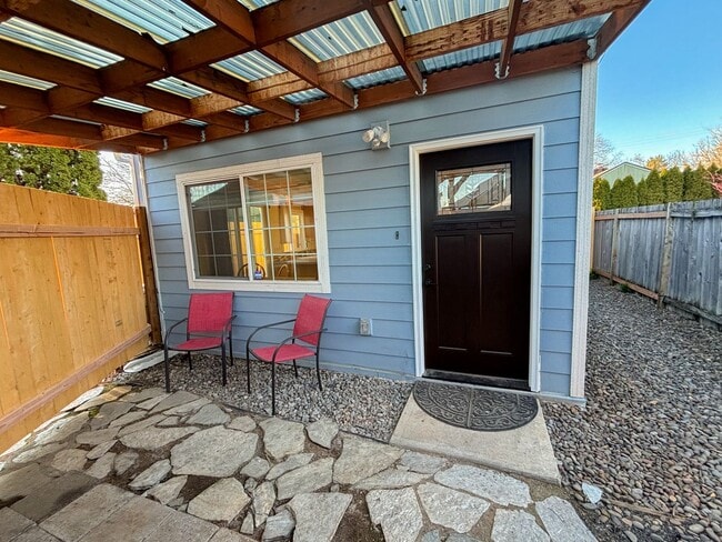 Photo - Charming 1-bedroom, 1-bathroom house