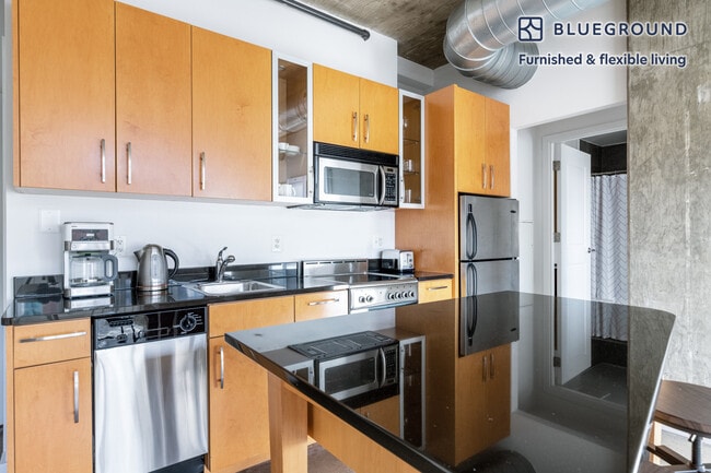 Photo - 1445 P St NW Unidad FL2-ID227