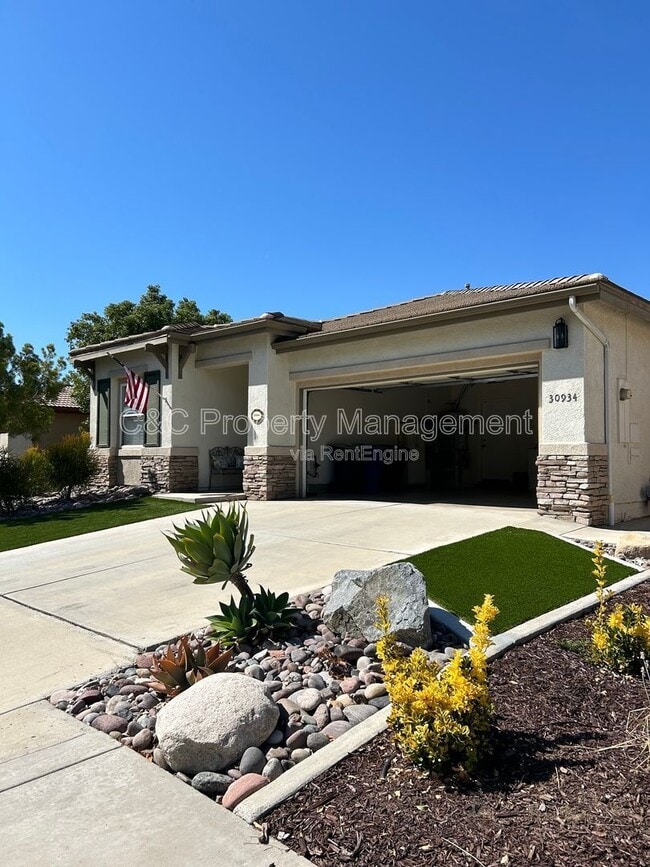 Building Photo - 30934 Crystalaire Dr