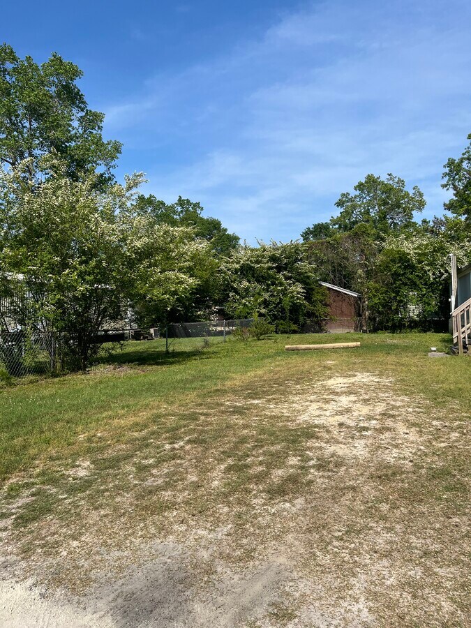 Photo - 509 5th Ln House