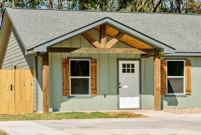 Photo - 6328 Ted Trout Dr