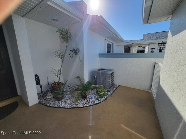 Photo - 335 Paradise Blvd