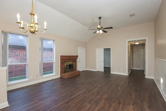 Photo - 2221 Baretta Dr