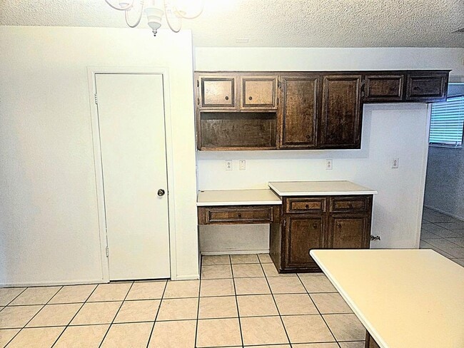 Photo - 3209 W Wadley Ave