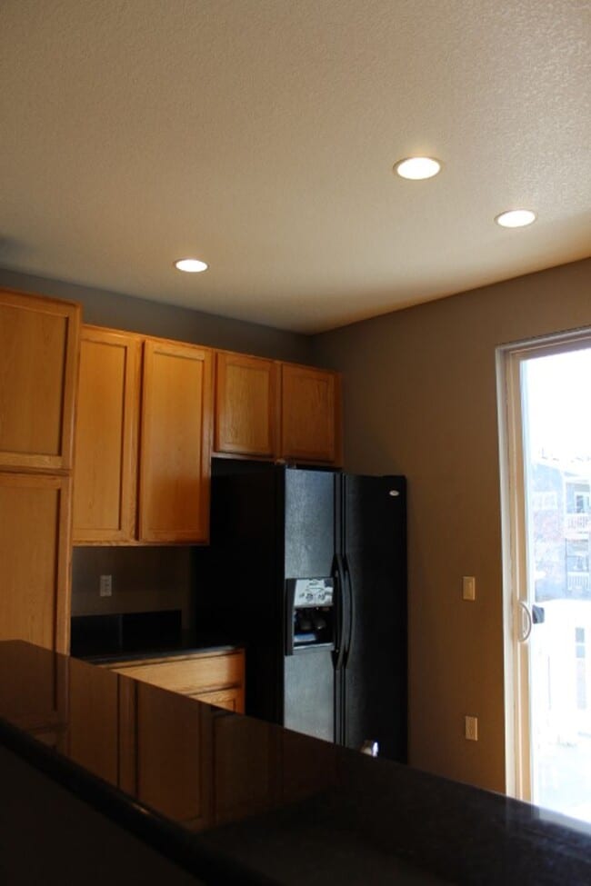 Photo - Stonegate Townhouse w/ 3 br/3 1/2 baths!!