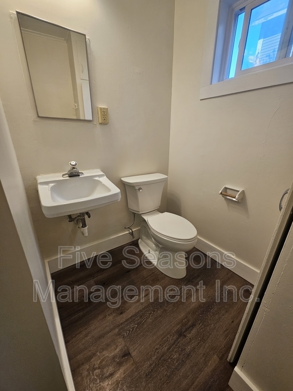 Photo - 393 North St