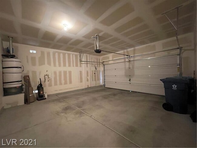 Building Photo - 10173 Santa Lorena Ct