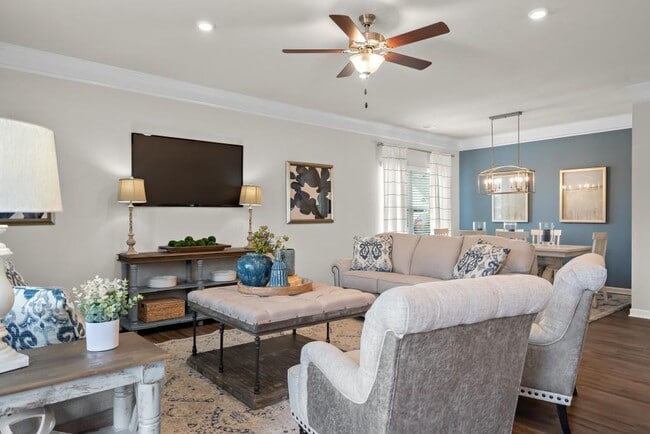 Photo - 295 Cranston Dr