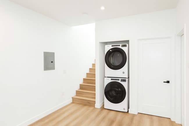 Photo - The Stewart Houses Unidad STE6256