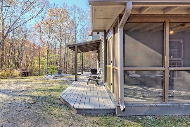 Photo - 488 Mountainside Dr