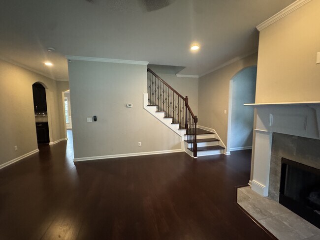 Photo - 139 Tahoe Dr