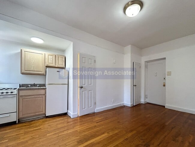 Photo - 936 West End Ave Unidad D10