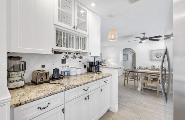 Photo - 342 SW 14th St