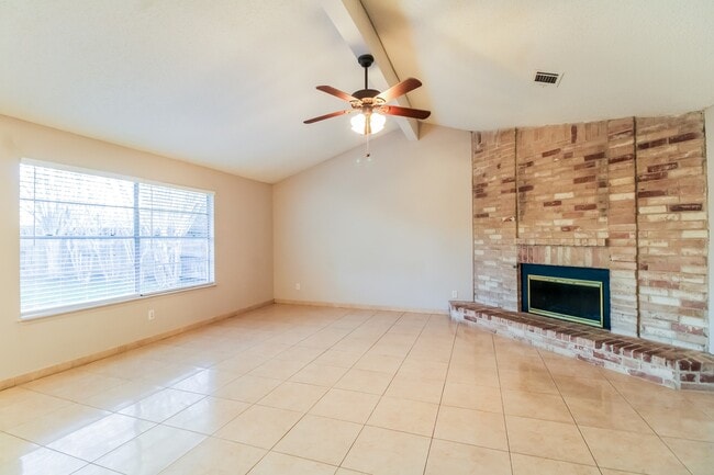 Photo - 918 Cheyenne Meadows Dr