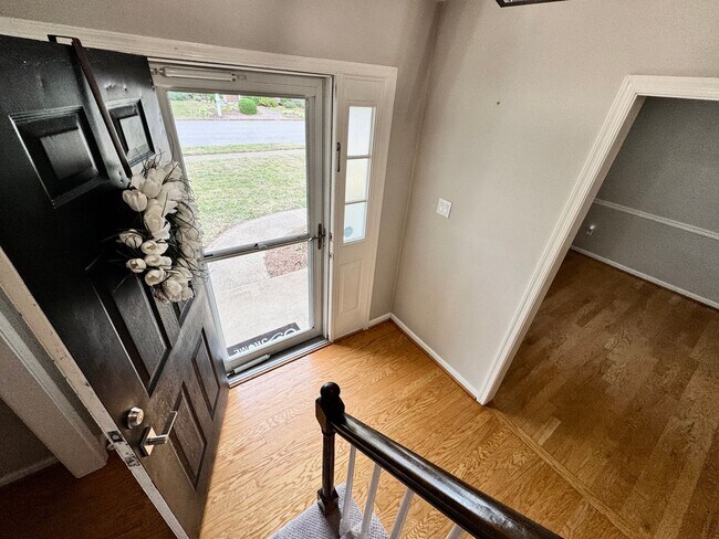Photo - 4-Bedroom Home In Great Neck Meadows! Ready NOW!!! Fenced Backyard! HUGE Corner Lot! Dog Friendly!
