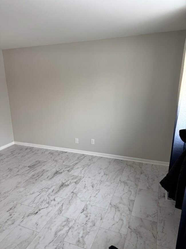 Photo - 1704 Rosemont Rd Unit 1704