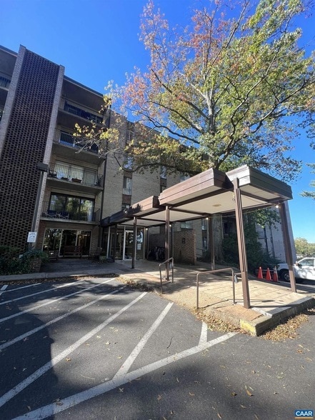 Building Photo - 511 1st St N Unit 203