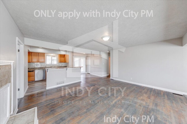 Photo - 5120 Reeder St