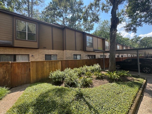 Photo - 11711 Memorial Dr Unit 563