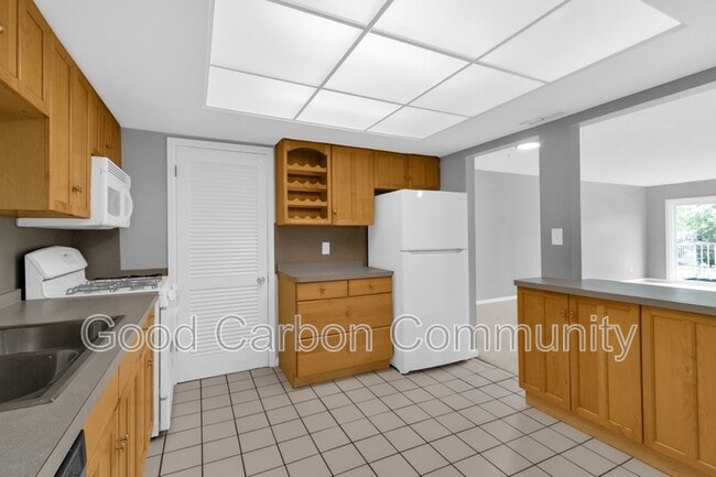 Photo - 2697 Baseline Rd Unit 210