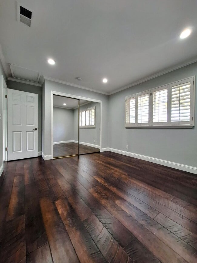 Photo - Beatifully Remodeled 3bd Single Story House With Pool!