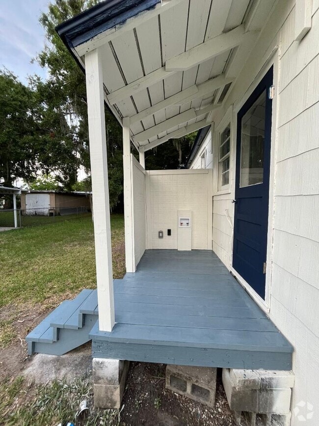 Building Photo - 1013 Butler Rd Rental