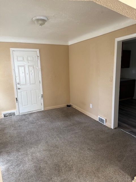 Photo - 17209 Whitcomb St