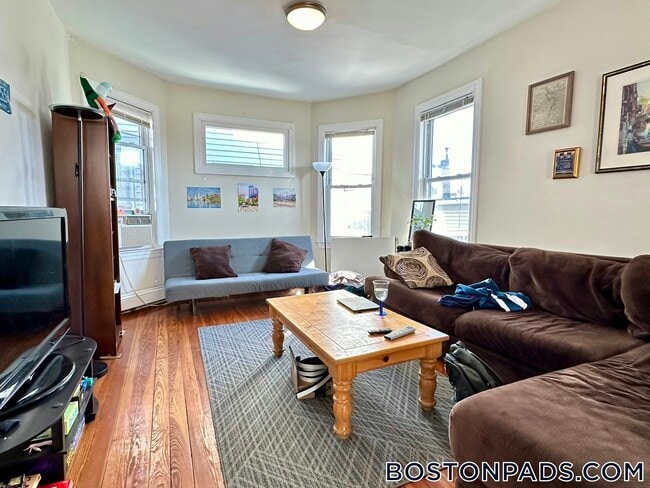 Photo - 12 Wensley St Unidad 1