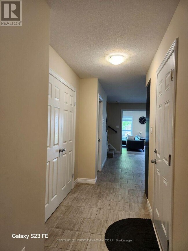 Photo - 1220 Riverbend Rd