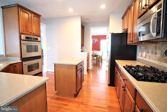 Photo - 2531 Transom Pl