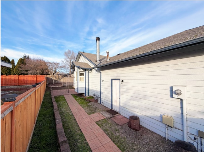 Photo - 23 113th Pl SE