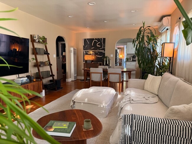 Photo - 957 N Avenue 49