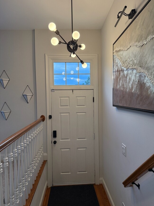 Photo - 6933 Stanwick Square