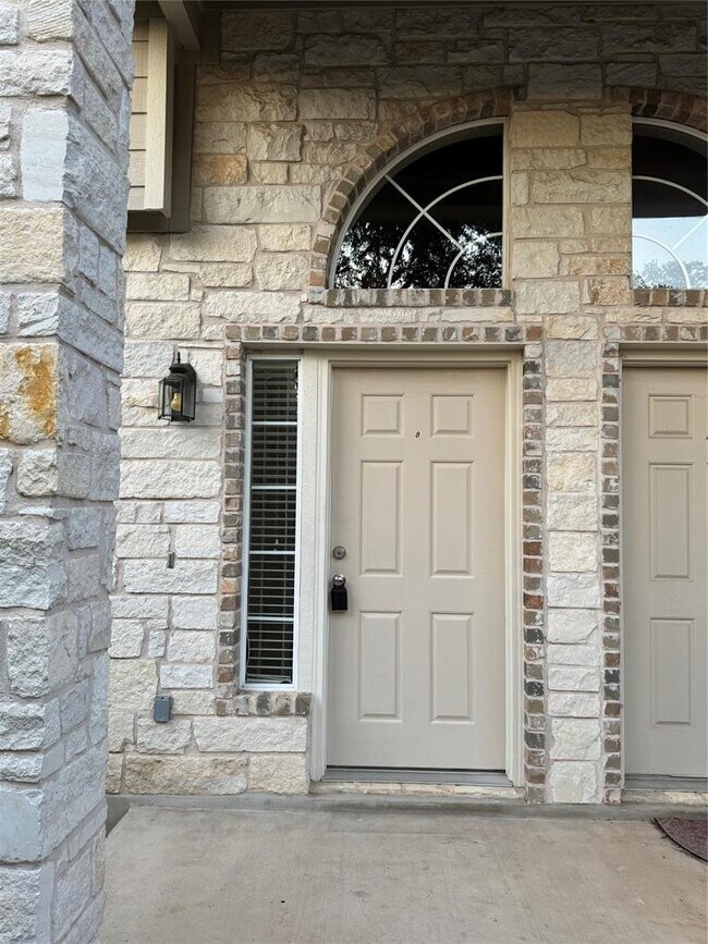 Photo - 9 Deerfield Dr