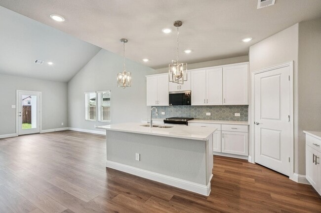 Photo - 113 Whitlow Dr