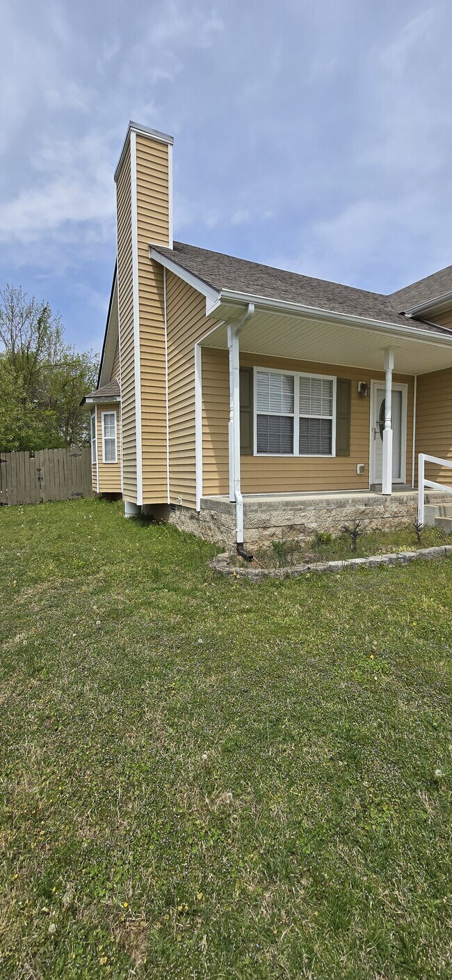 Photo - 1340 Loren Circle